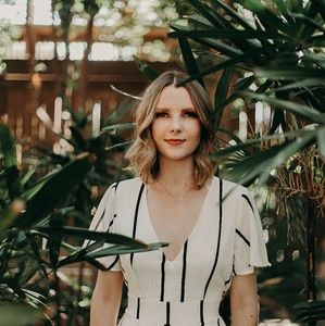 Meet your Posher, Lily